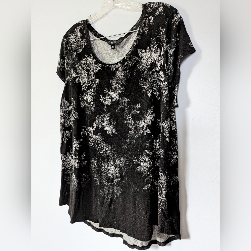 Vera Wang blouse